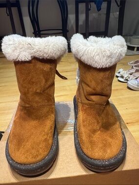 Sugar Kids Tan Suede Boots with Cream Faux Fur Cuff